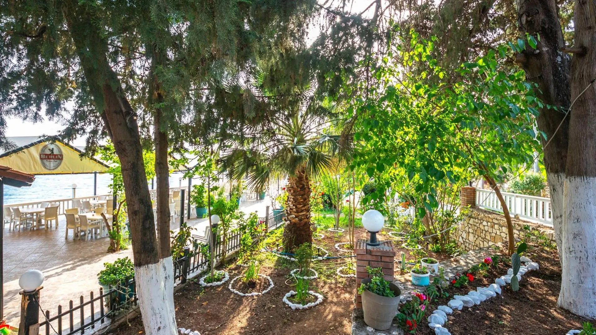 Campsite Lodges Shen Nikolla Dhermi