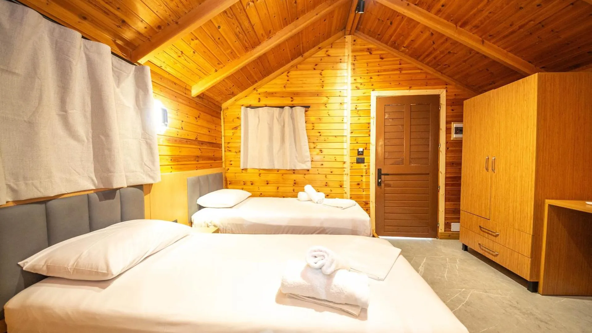 Lodges Shen Nikolla Dhermi Albania
