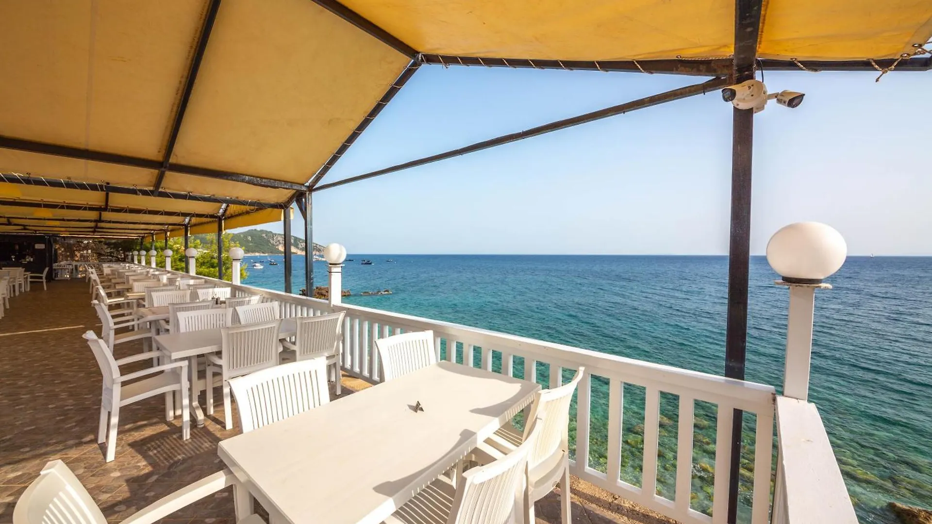 Lodges Shen Nikolla Dhermi Albania