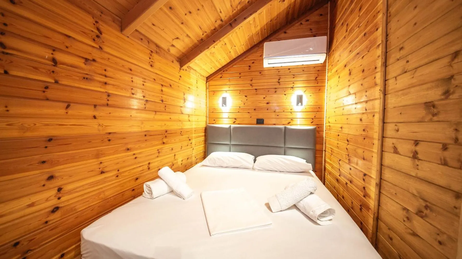 *** Campsite Lodges Shen Nikolla Dhermi Albania